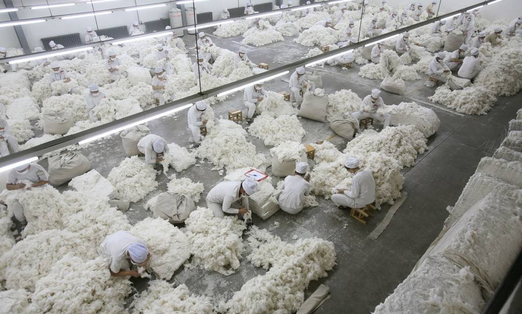 China pode autorizar mais algodão importado por veto a Xinjiang