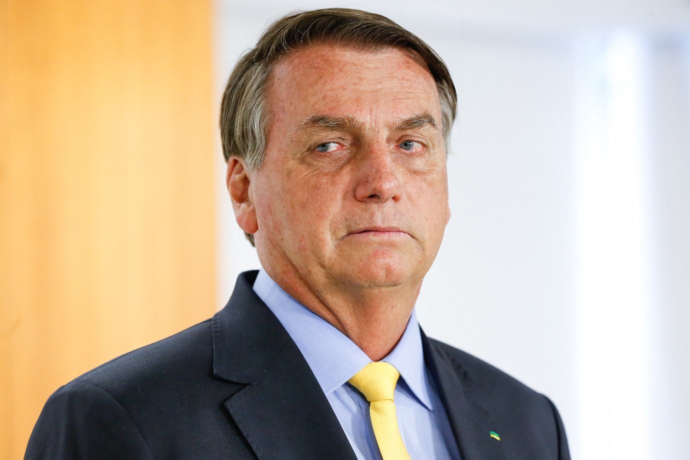 Sob panelaço, Bolsonaro cita vacinas, PIB e recorde na bolsa