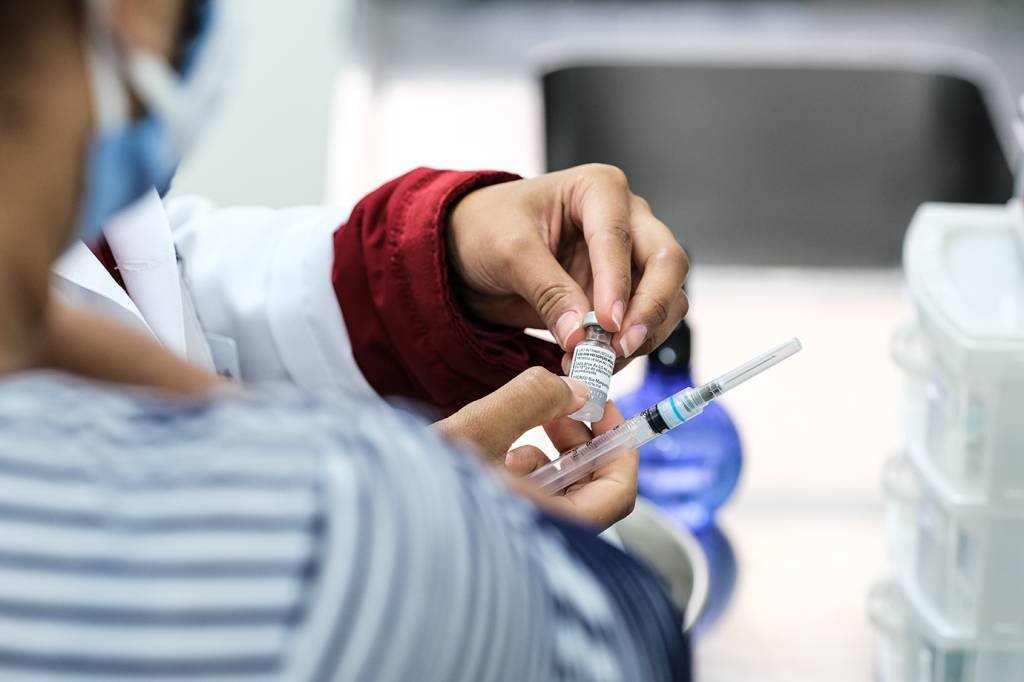 Veja medidas tomadas pelas prefeituras para coibir os sommeliers de vacina