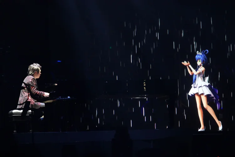 O pianista Lang Lang se apresenta no palco durante o Luo Tianyi & Lang Lang Concert, na China.   (Visual China Group/Getty Images)