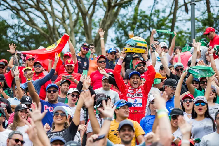 Torcida durante o GP de São Paulo de F1, em novembro de 2019 (Peter J Fox/Getty Images)