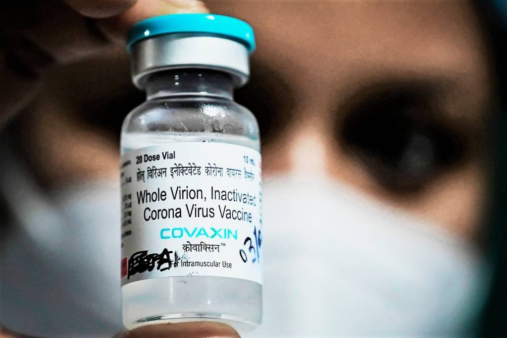 Anvisa suspende autorização de importação da vacina Covaxin