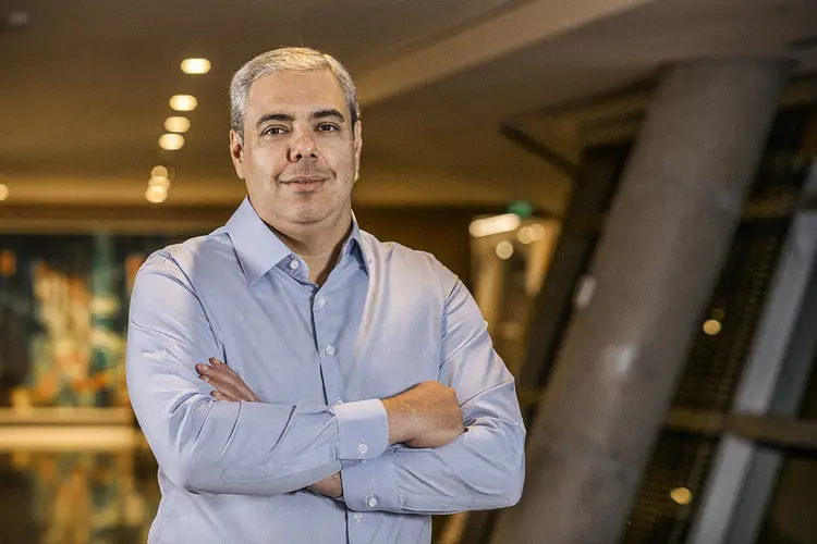 Milton Maluhy, CEO do Itaú Unibanco: banco teve lucro de R$ 9,77 bilhões no 1º trimestre (Flora Pimentel/Divulgação)