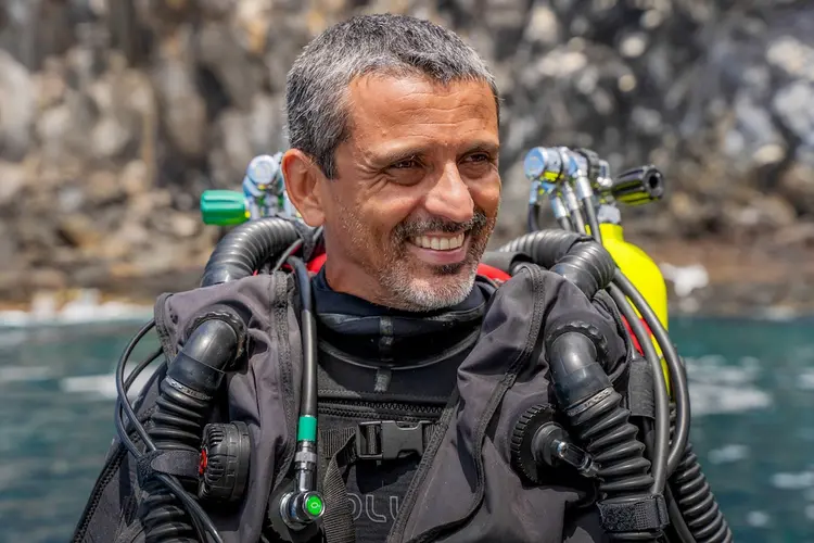 Luiz Rocha: atualmente, o cientista está explorando águas profundas do Oceano Índico. (Rolex/Reprodução)