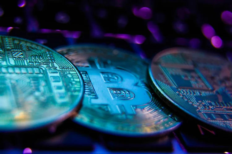 O bitcoin é negociado por 61.921 dólares no momento (NurPhoto / Colaborador/Getty Images)