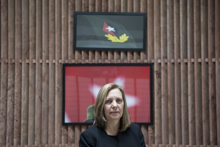 A embaixadora de Cuba no Canadá, Josefina Vidal, afirmou que Cuba espera que o presidente dos EUA reverta “pelo menos as medidas mais cruéis” impostas por seu antecessor (James Park/Bloomberg)