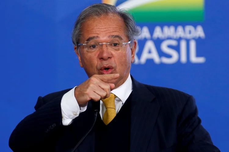 Paulo Guedes: o ministro fez a referência aos precatórios ao tratar de impasse em torno de projeto de lei aprovado pelo Congresso que determina o repasse de 3,5 bilhões de reais (Adriano Machado/Reuters)