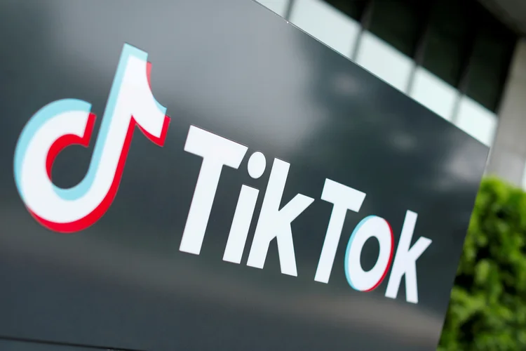 Logo do TikTok fotografado em Culver City, Califórnia (EUA). (Mike Blake/Reuters)