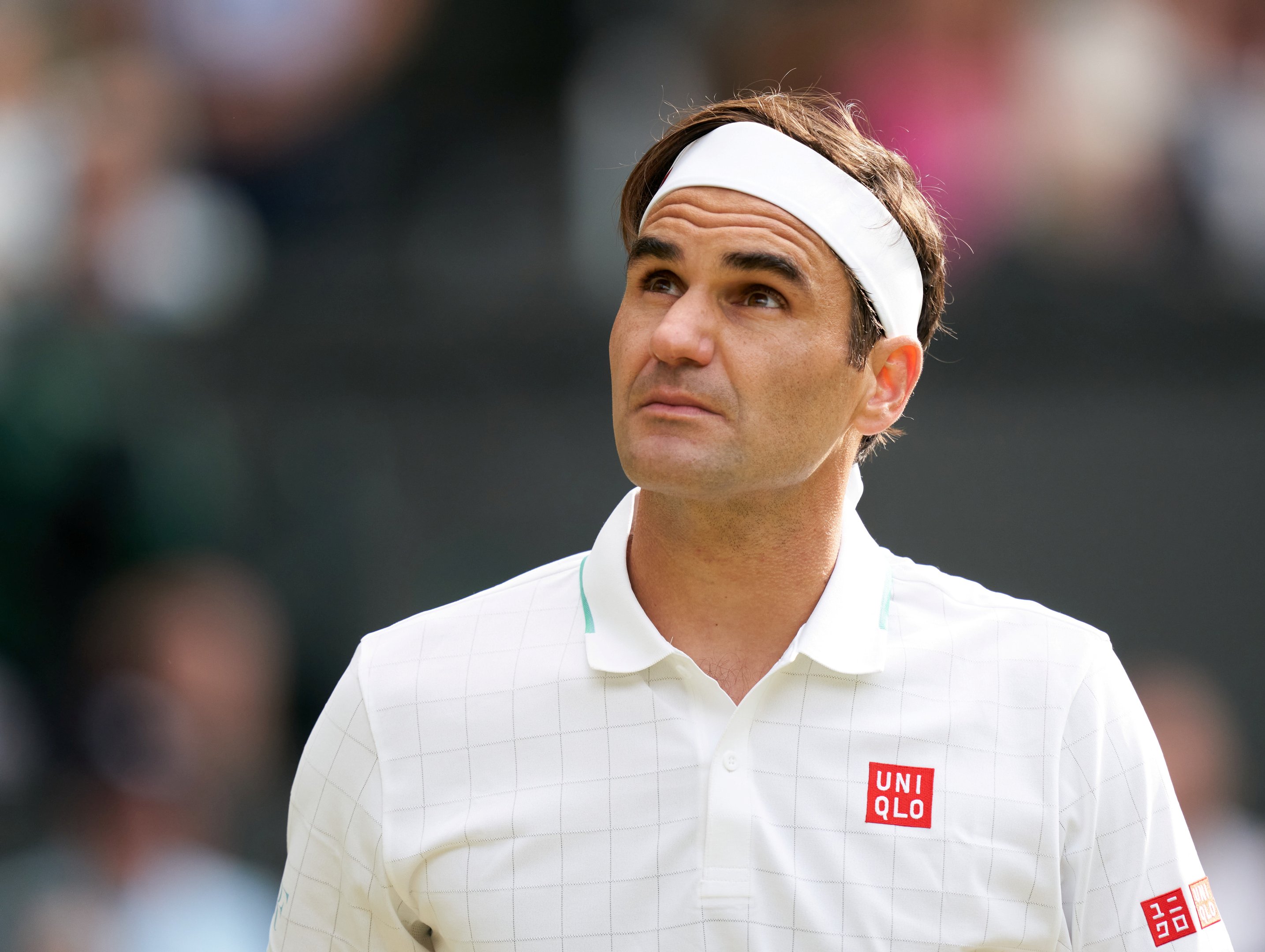 Federer fará nova cirurgia no joelho e tem esperança de voltar às quadras