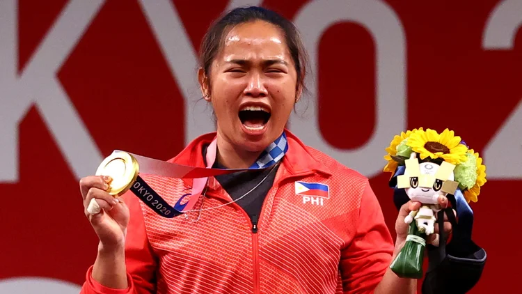 Hidilyn Diaz: atleta filipina receberá o equivalente a US$ 600.000 por sua medalha de ouro no levantamento de peso. (Edgard Garrido/Reuters)