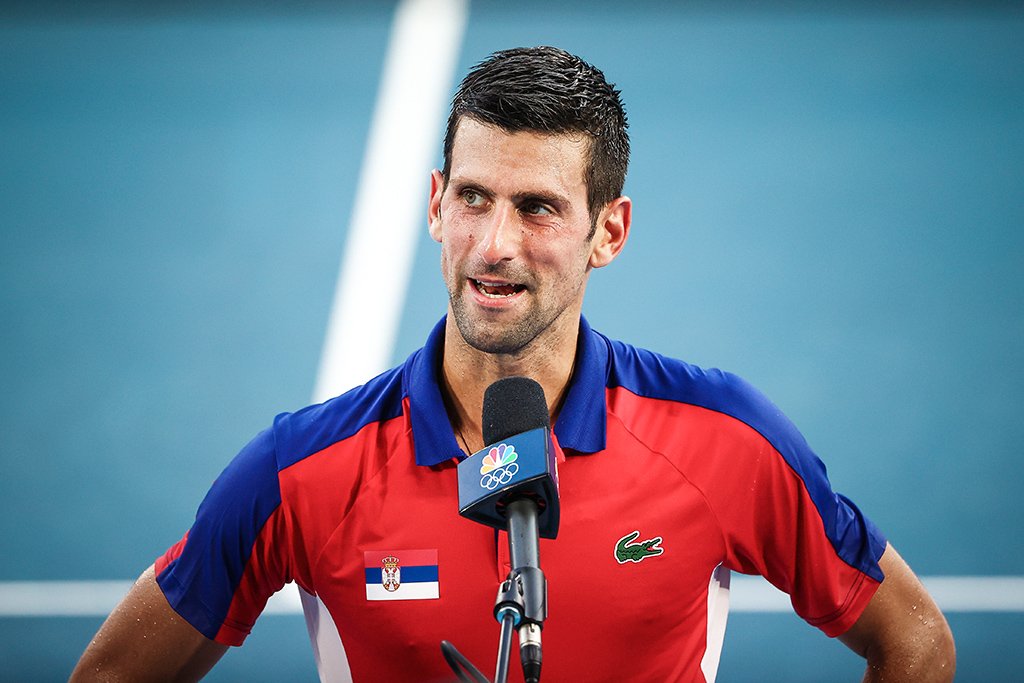 Djokovic: Com a escalada da disputa, autoridades disseram que dois outros jogadores que entraram na Austrália sob a mesma dispensa de saúde inicialmente concedida ao sérvio estavam sob investigação (Mike Segar/Reuters)