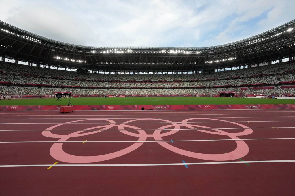 Anéis olímpicos na pista de atletismo do Estádio Nacional em Tóquio
29/07/2021 Kirby Lee-USA TODAY Sports (Kirby Lee-USA TODAY Sports/Reuters)