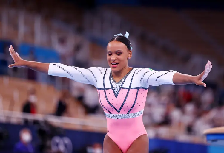 Rebeca Andrade: A chinesa Xiaoyuan Wei conquistou a medalha de ouro, com a nota 14,966 (Lisi Niesner/Reuters)