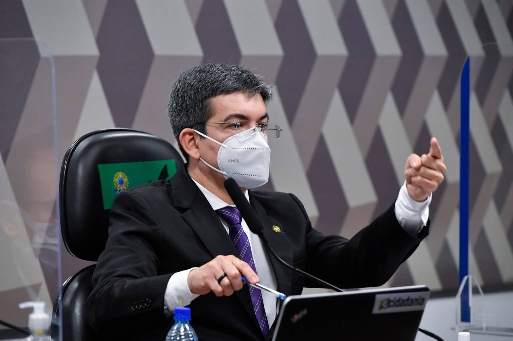 Senador Randolfe Rodrigues (foto de arquivo): tentativa de abertura de CPI do MEC (Leopoldo Silva/Agência Senado/Flickr)