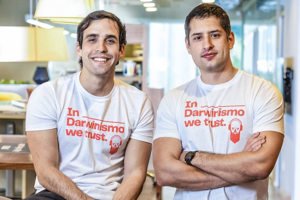 Firmino Freitas e Carlos Alberto Souza Barros, sócios-fundadores da Darwin: em busca de aumentar a venda de seguros no Brasil (Divulgação/Divulgação)