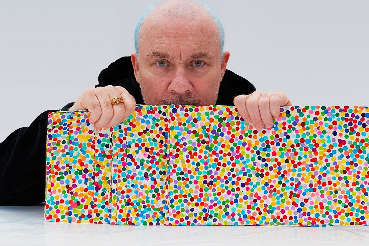 Damien Hirst lança obras em blockchain e compara NFT com invenção do papel