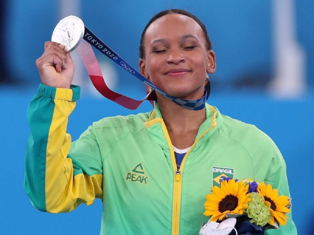 Rebeca Andrade: "mesmo que eu não tivesse ganhado a medalha, eu teria feito história" (Ricardo Bufolin/CBG/Reprodução)