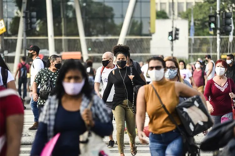 Covid-19: São Paulo não divulgou atualizações de casos e óbitos da pandemia referentes a esta segunda-feira (Fabio Teixeira/Anadolu Agency/Getty Images)