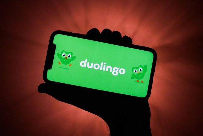 Gosta de estudar com música? Duolingo fecha parceria com Sony Music para incluir hits em suas aulas