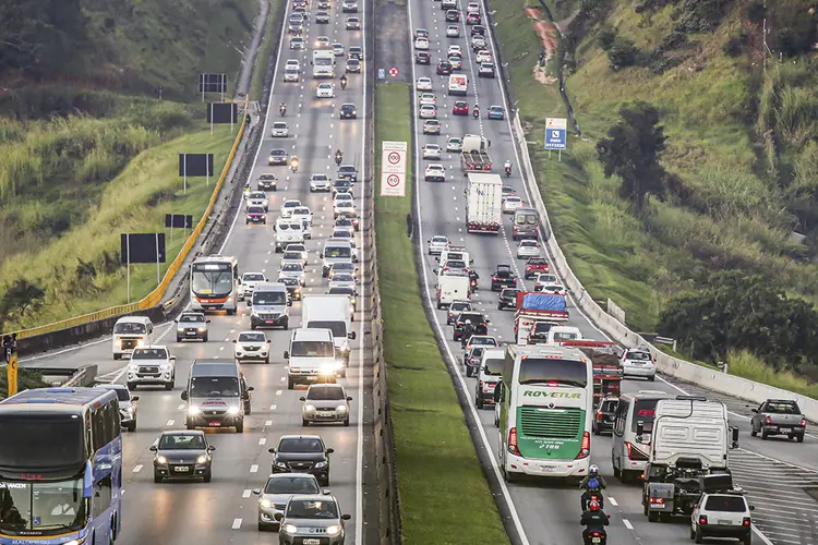 Feriado de Tiradentes: As mudanças afetam o rodízio municipal, bancos e o transporte público, entre outros (Luis Lima Jr/Fotoarena/Estadão Conteúdo)