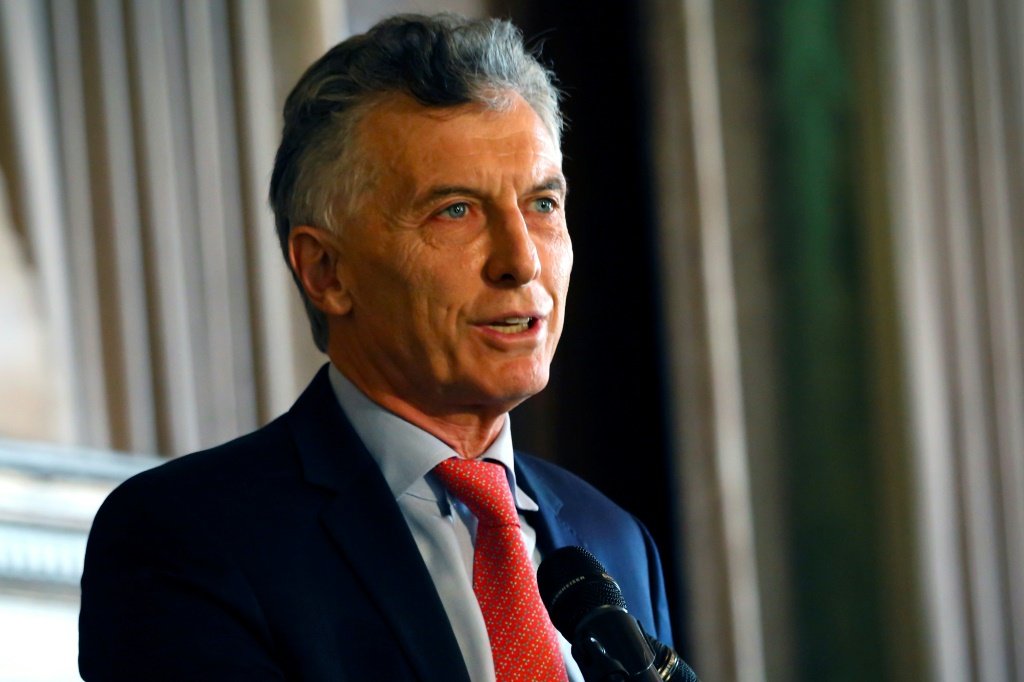 Promotoria investiga Macri por contrabando de munição para a Bolívia