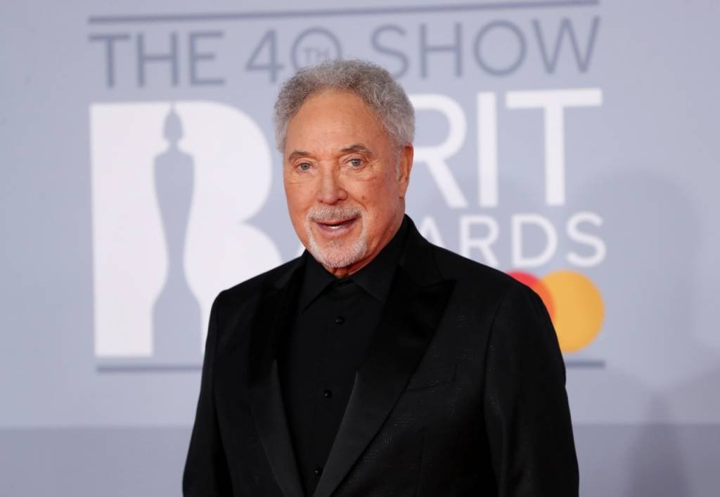 Tom Jones se une a artistas para ressuscitar música ao vivo no Reino Unido