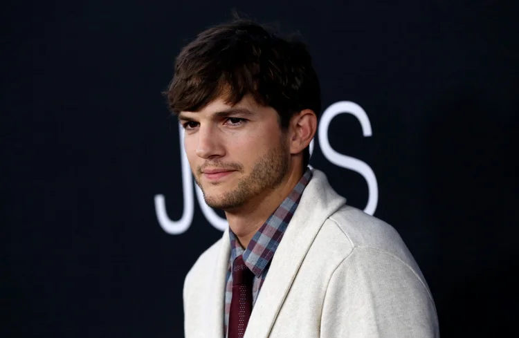 Ashton Kutcher: o ator planejava ser uma das primeiras pessoas a viajar na espaçonave particular da Virgin Galactic. (Mario Anzuoni/Reuters)