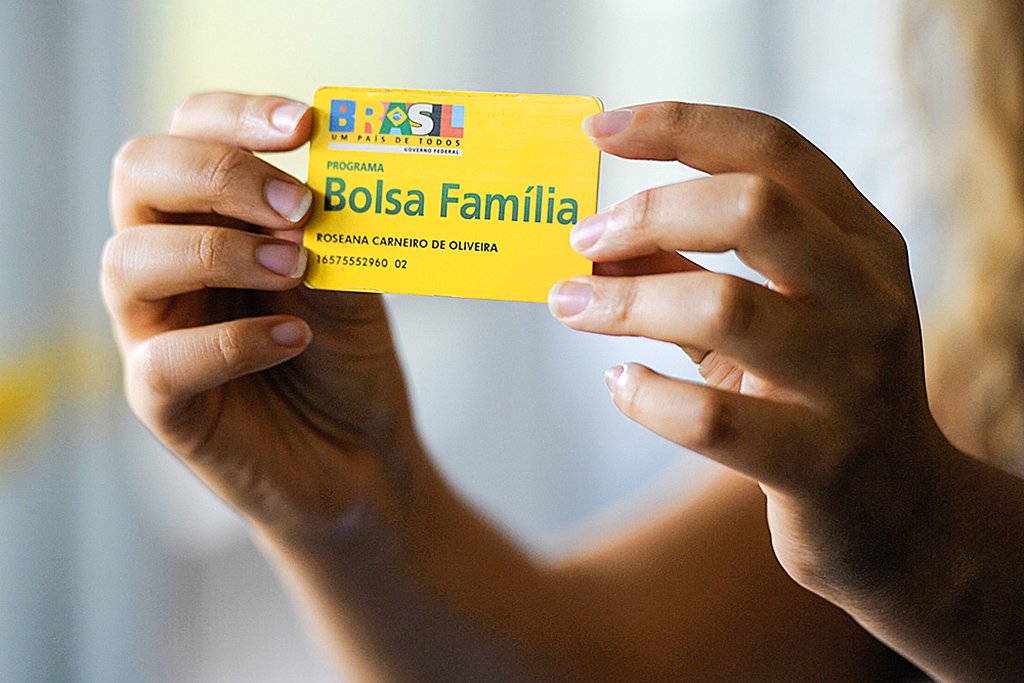 Sem acordo entre governo e Congresso, Bolsa Família subiria só R$ 8,51