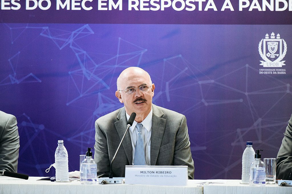 Balcão de operações no FNDE: entenda as acusações de corrupção contra Milton Ribeiro no MEC