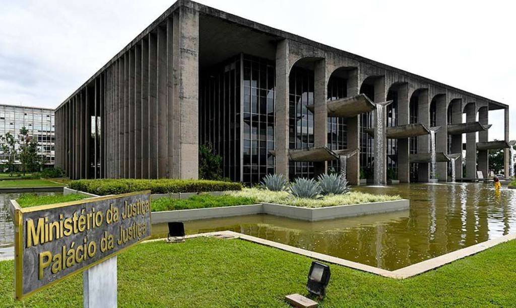 Ministério da Justiça coleta cerca de R$ 13 milhões com leilões em julho