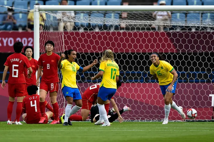 Brasil estreia nas Olimpíadas com goleada da seleção feminina de futebol (Pablo Morano/BSR Agency/Getty Images)