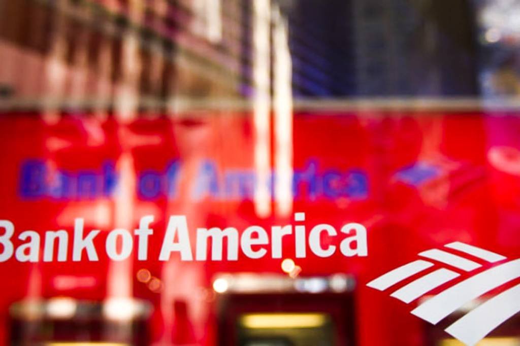 Bank of America: investidores saem depois que o Nasdaq 100 subiu 38% no ano (Jin Lee/Bloomberg)