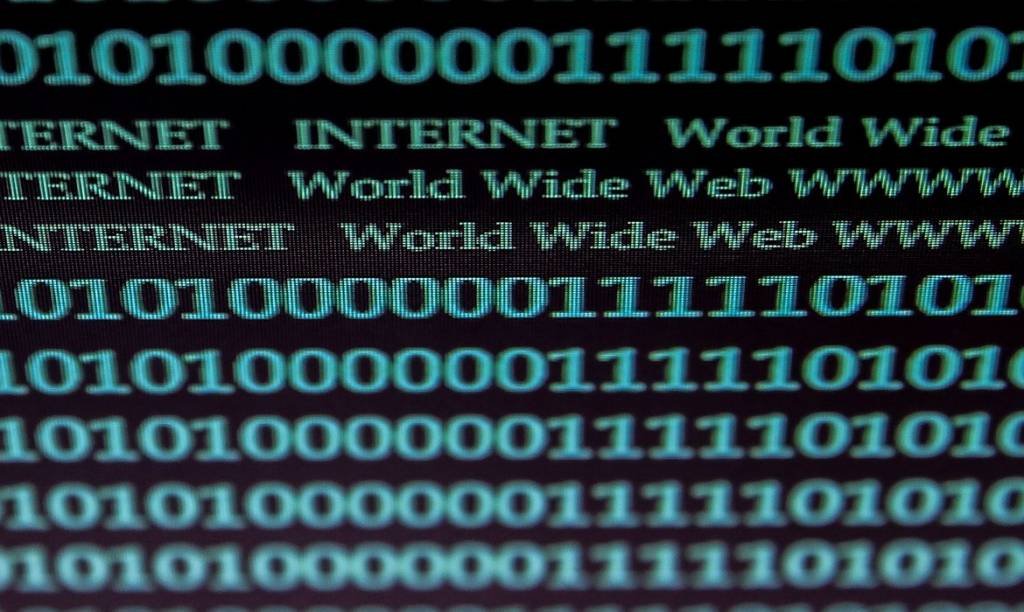 'Pai da internet' leiloa código WWW por R$ 27 milhões
