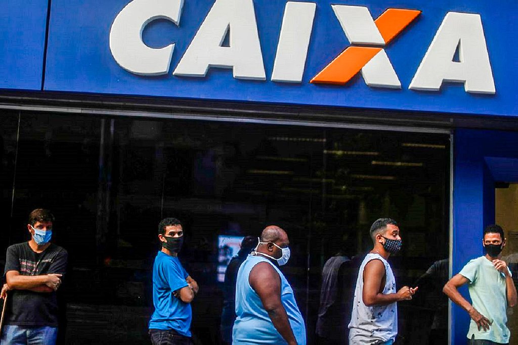 Caixa paga hoje Auxílio Brasil a beneficiários com NIS final 4