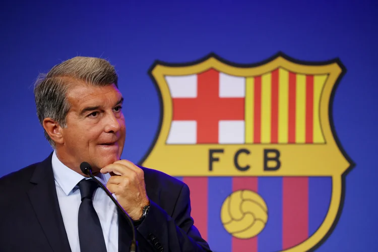 Presidente do Barcelona, Joan Laporta, durante entrevista coletiva. (Nacho Doce/Reuters)