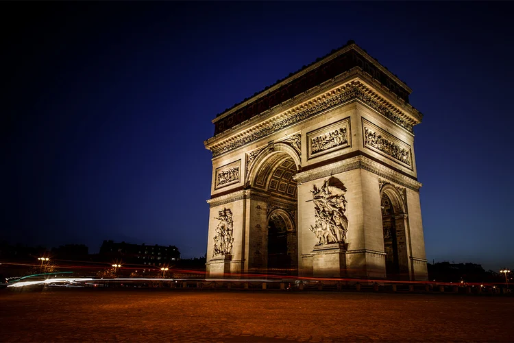 Arco do Triunfo, em Paris (Sarah Meyssonnier/Reuters)
