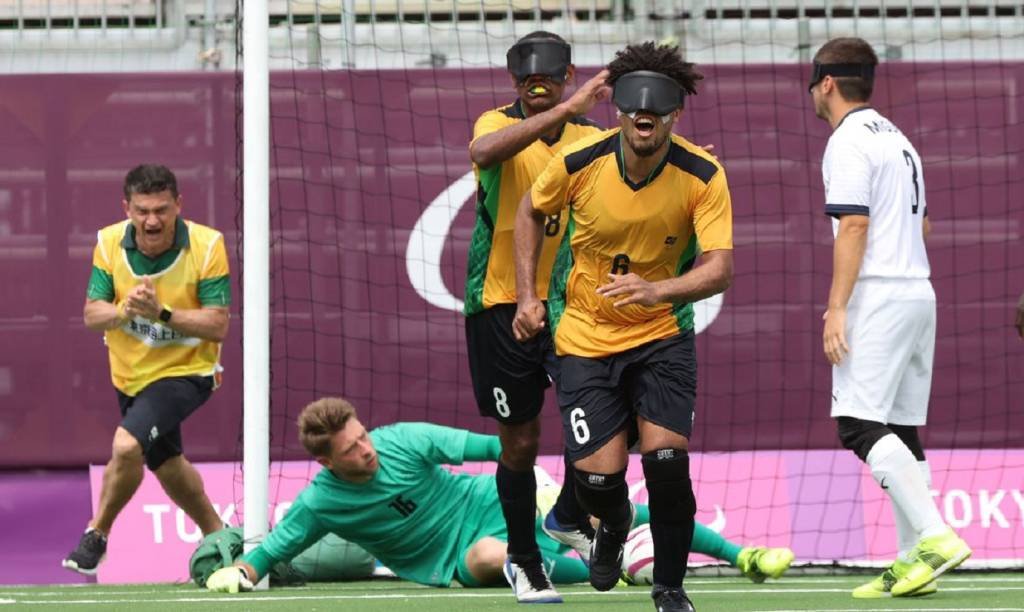 Futebol de 5: Brasil goleia a França e garante primeiro lugar do grupo A