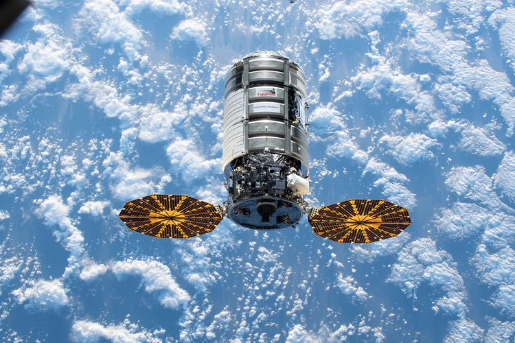 A previsão da Nasa aponta um clima 80% favorável para o lançamento do foguete Antares, que levará a cápsula Cygnus (na foto) (Nasa/Reprodução)