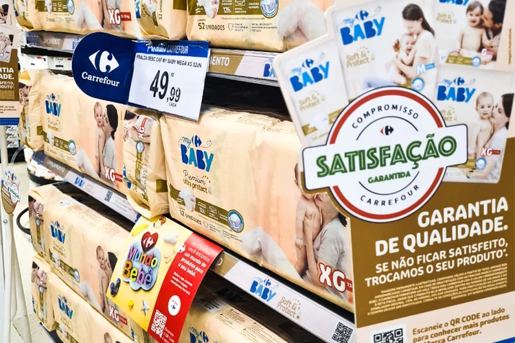 Fralda Carrefour: Participação no volume de venda chega a 50% do total da categoria em lojas express (Carrefour/Divulgação)