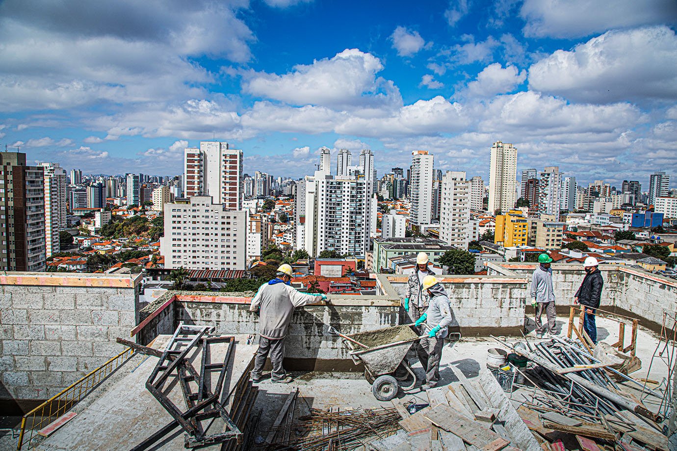 Gigante de materiais de construção se prepara para faturar R$ 5 bi por ano