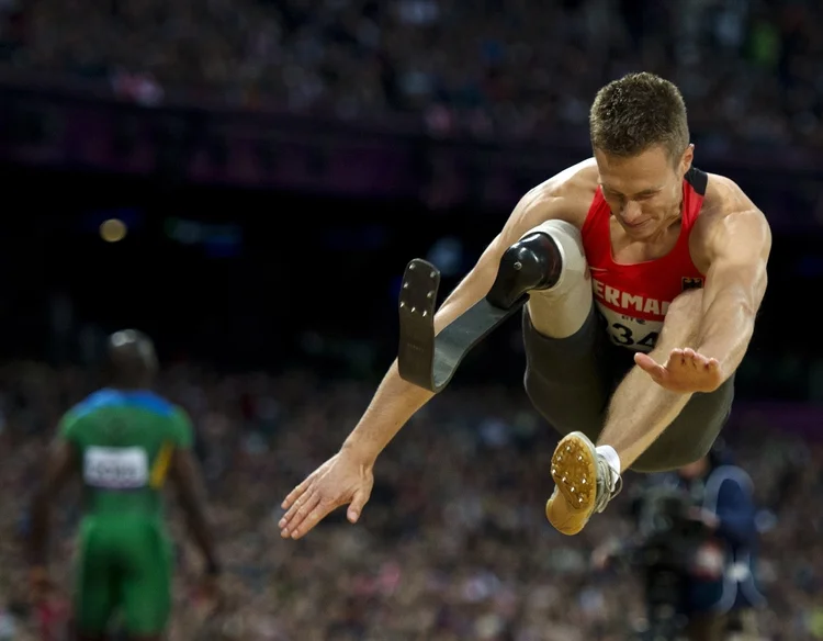 O bicampeão paralímpico no salto em distância, Markus Rehm (Foto/Reprodução)