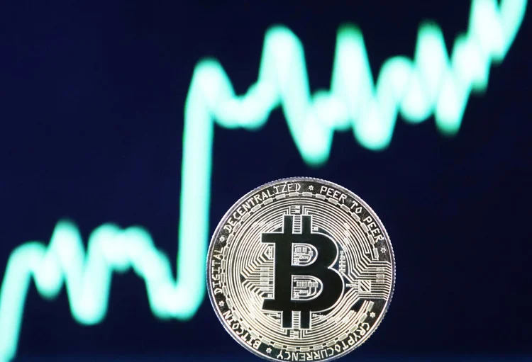 Analistas citam métricas do gráfico de preço do bitcoin para justificar possibilidade de novas máximas (NurPhoto/Getty Images)