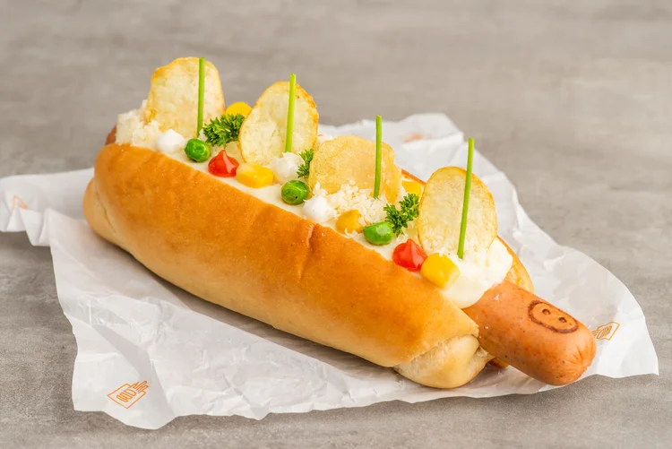 Hot dog Late Late, desenvolvido por Jefferson Rueda para a Lanchonete da Cidade. (Rodrigo Pitta/Divulgação)