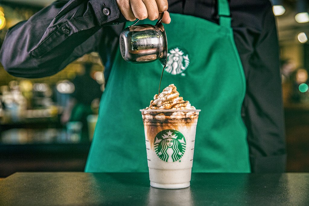 Tecnologia blockchain auxiliará Starbucks em novo programa de recompensas (Joshua Trujillo/Starbucks/Divulgação)