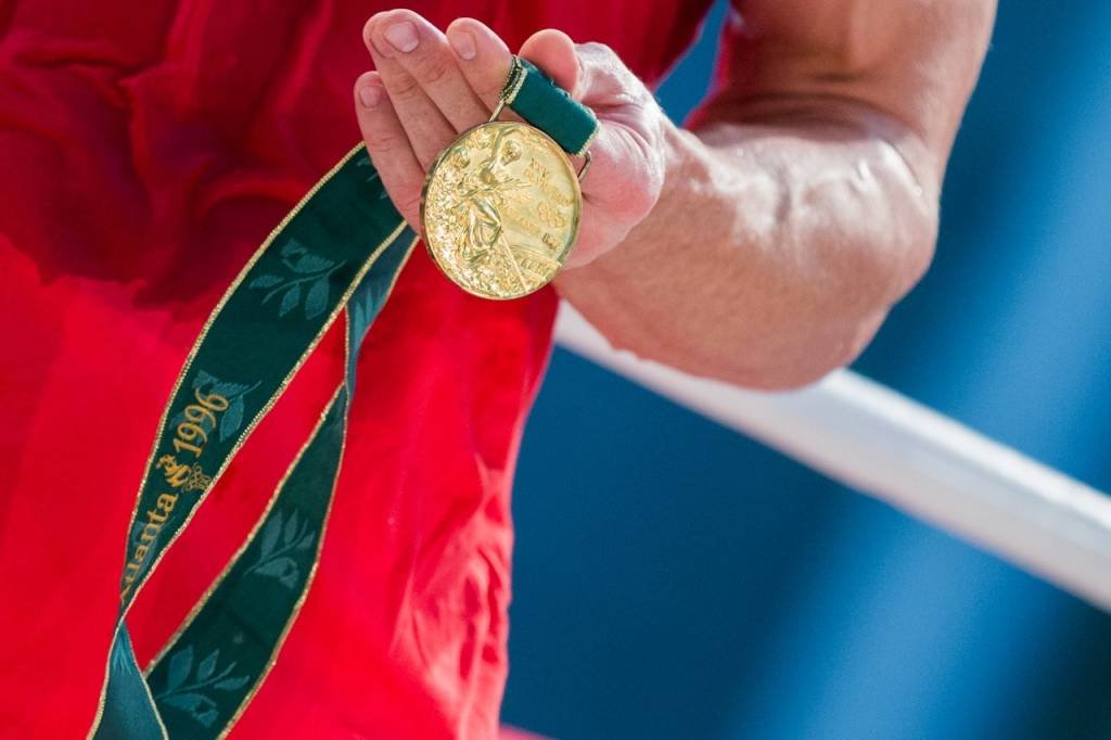 Olimpíada de Atlanta: boxeador Wladimir Klitschko vendeu seu ouro por 1 milhão de dólares.  (Rolf Vennenbernd//Getty Images)