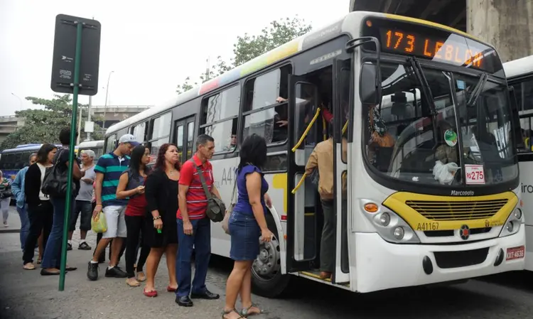 Empresários anunciaram como inevitável o fechamento das empresas de transporte a curto prazo. (Bússola/Reprodução)