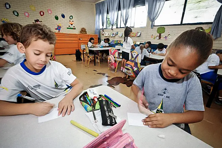 Aulas presenciais: alunos voltarão ao ensino em sala de aula no estado de SP (arquivo/Agência Brasil)