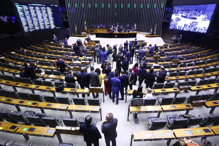 Benefícios sociais: A PEC Eleitoral já foi aprovado pelo Senado, e a estratégia governista foi convencer o deputado Danilo Forte (União-CE), relator da matéria, a preservar o texto aprovado pelos senadores. (Cleia Viana/Agência Câmara)