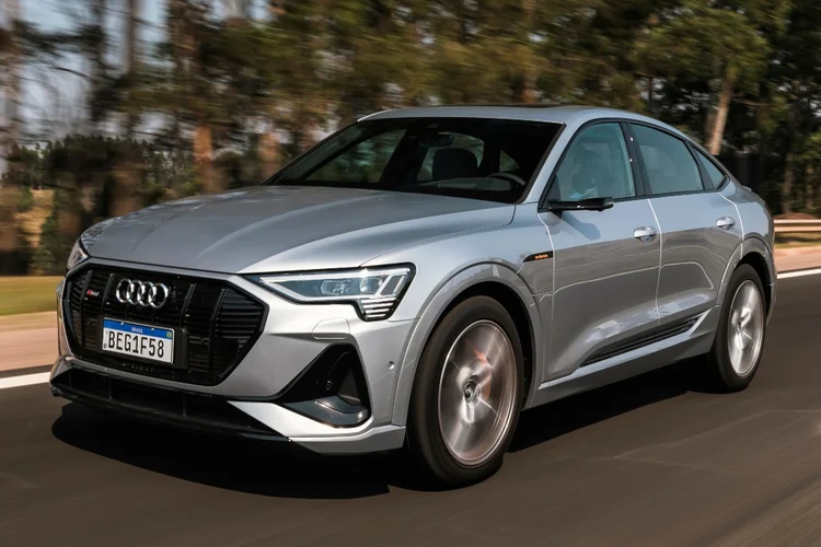 Desempenho: SUV faz de zero a 100 km/h em 5,7 segundos (Audi/Divulgação)