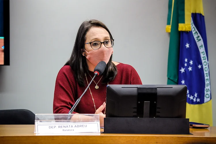 Deputada Renata Abreu (Podemos-SP), relatora da reforma eleitora (Gustavo Sales/Agência Câmara)